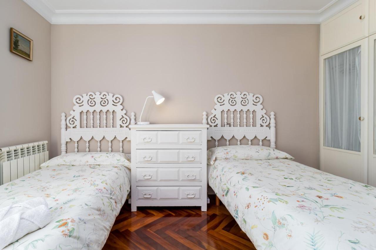 Apartamento Luminoso Cerca Playa Sardinero Con Parking Privado Santander Exteriör bild